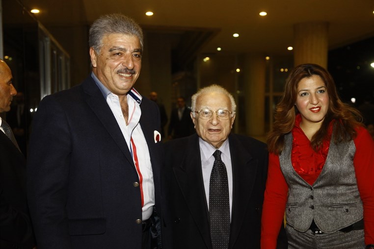 Shams W Qamar